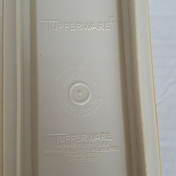 Vintage Tupperware Butter Dish Container Saver Mustard Gold Almond - Picture 11 of 16